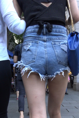 4k-高腰超短碎边热裤长腿街拍美女 [1.12 GB]