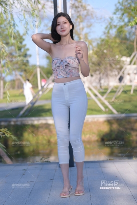 [一只麋鹿专区] 温柔月里藏
