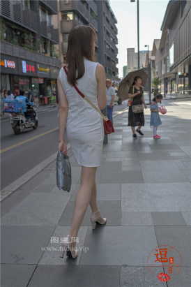 编码0393白色紧身包臀裙短肉丝美腿凉高