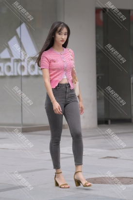 【M1132】灰色牛仔裤美女