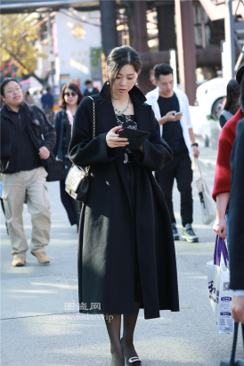 编码2138黑丝长裙蕾丝上衣