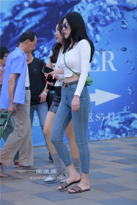 编码2180蓝色紧牛美腿凉拖