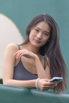 [一始专区] 灰裙女子