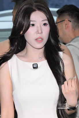 25829-16-55√肉丝小姐姐主播【套图➕视频