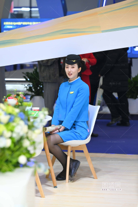 靓丽美腿黑丝-厦航空姐