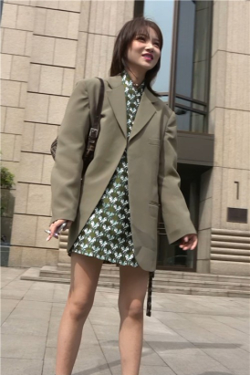 模特范气质街拍美女