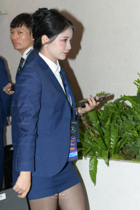 241121-20=77√微胖黑丝，爱了爱了～