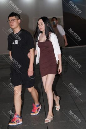 【J4736】丰满的女友